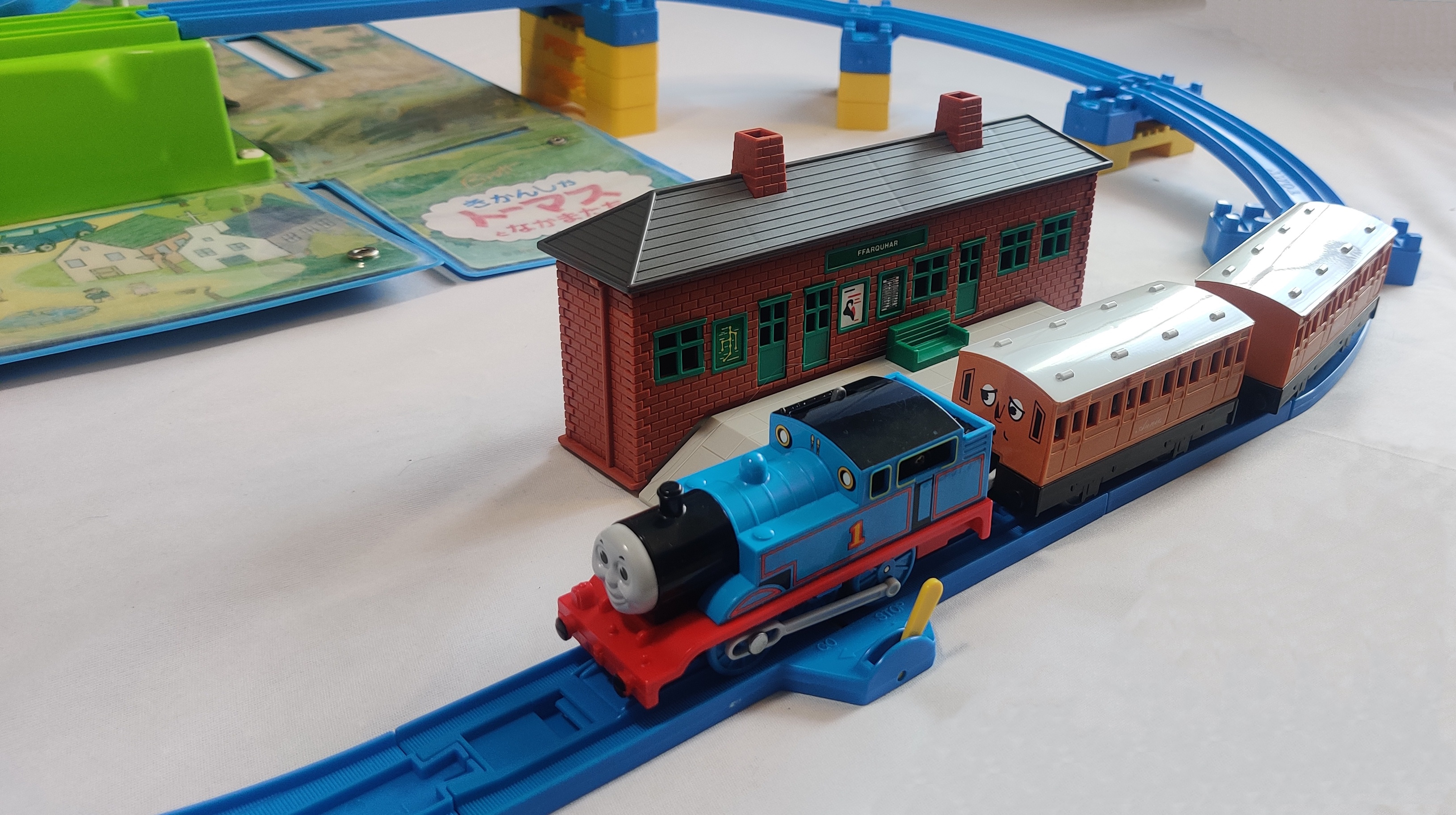 Plarail Thomas the Tank Engine Go Out 3D Bag Complete Edition